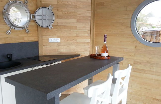 Different Holidays - Foto 9