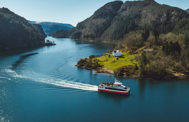 Mostraumen Fjordkreuzfahrt – von Einheimischen betrieben & geführt - Foto 2