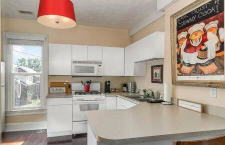 Studio w King Bed Walking distance to Beach & Shops - Foto 1