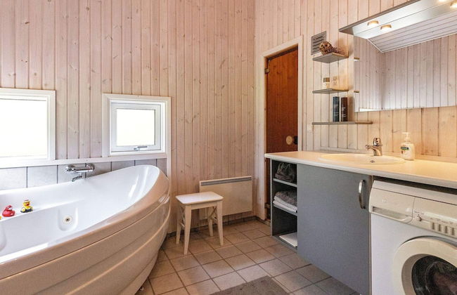 6 Person Holiday Home in Farso - Photo 13