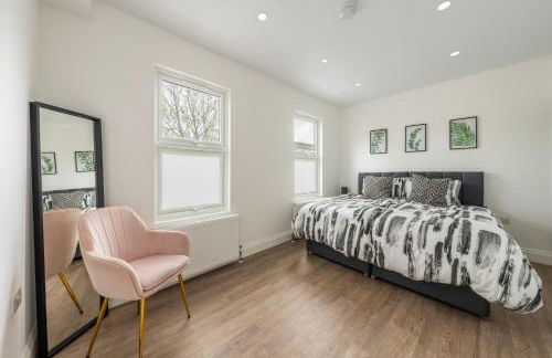 Entire 3 Bedroom House in London - Canning Town, City Airport, London ExCel - Foto 10