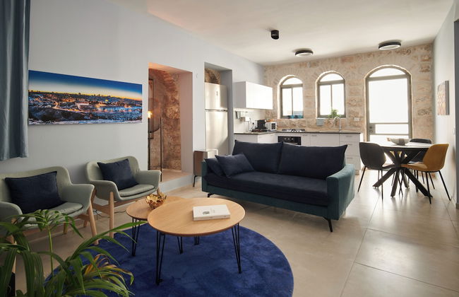 Machne Yehuda Vacation Apartment - Photo 17