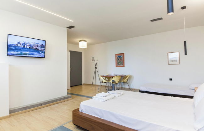 Minimalist Modern Nea Kifisia Studio - Foto 19