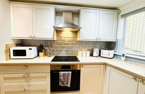 NEW Central Ryde Retreat, Melville Duplex, short walk to Beach Sleeps 6 - Foto 22