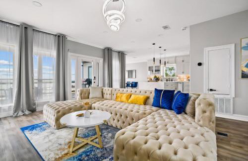 Waterfront Home with Views - Hot Tub & Movie Theatre - Foto 2