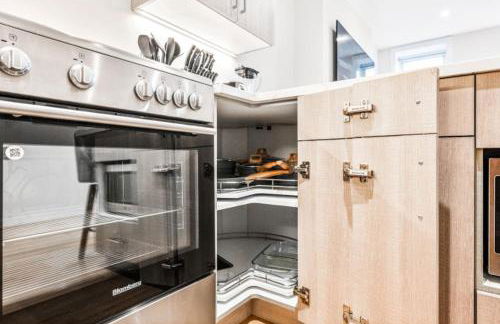 Sleeps 12 Downtown Entire home with rooftop - Foto 61