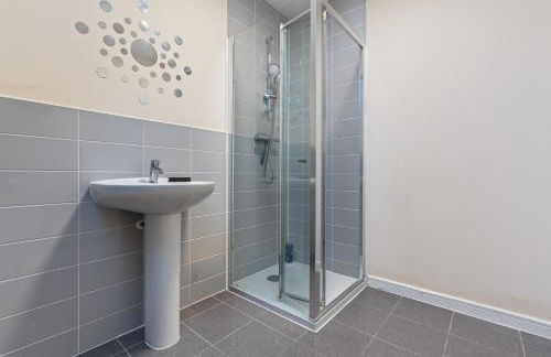 Spacious 4-Bed Home Near Cribbs & Bristol - Foto 32