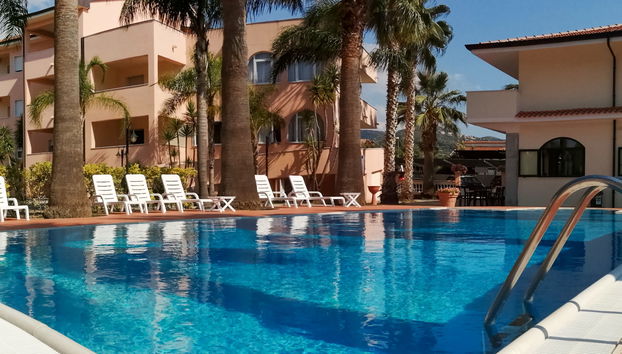 Laura - Foto 4, Pool Outdoor