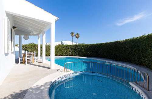 Chalet a 150m de la playa y piscina privada - Photo 3