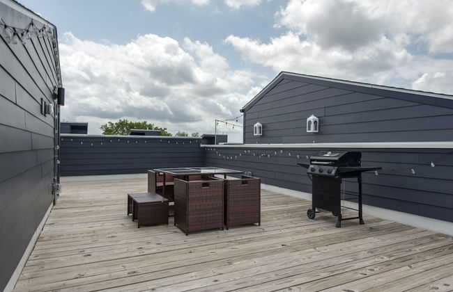 Harmony Highrise - Photo 23