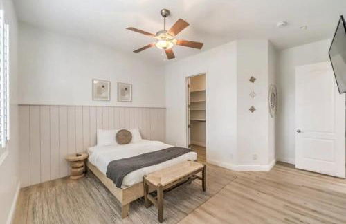 Luxury 5BR Villa Pool Hot Tub RV Friendly - Foto 20