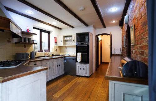 Bright & Spacious 5-Bedroom Stay near Cambridge - Foto 40