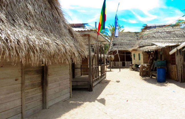 Cayos Cochinos Tour - Photo 3