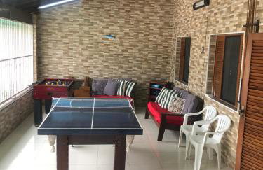 Piscina aquecida, 3 dorms ar condicionado, Cervejeira e Bilhar, a 500 metros do Mar - Foto 25