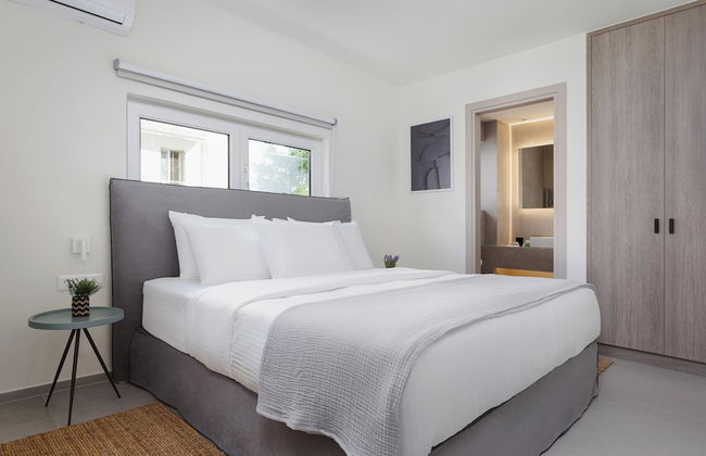 Athenian Riviera Coastal Charm Villa - Photo 2