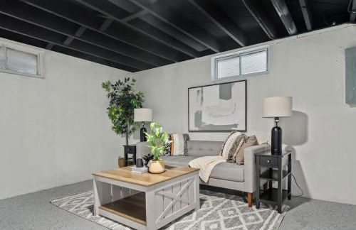 Joliet Cozy Oasis 4BR - Foto 26