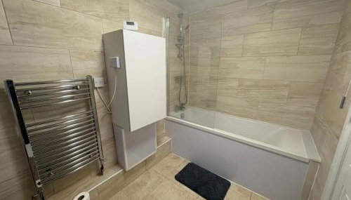 2 Bed Flat - Sleeps 3 - Parking - Wifi - Foto 2