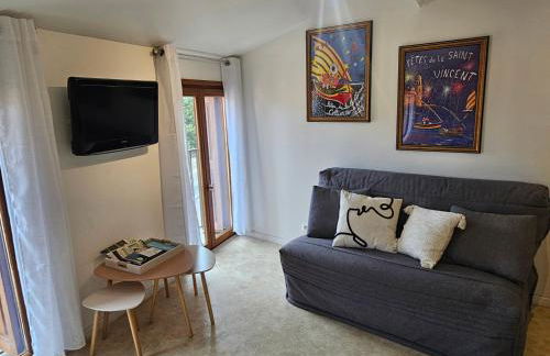 Grand studio mezzanine à 3min à pied de la plage - Foto 11