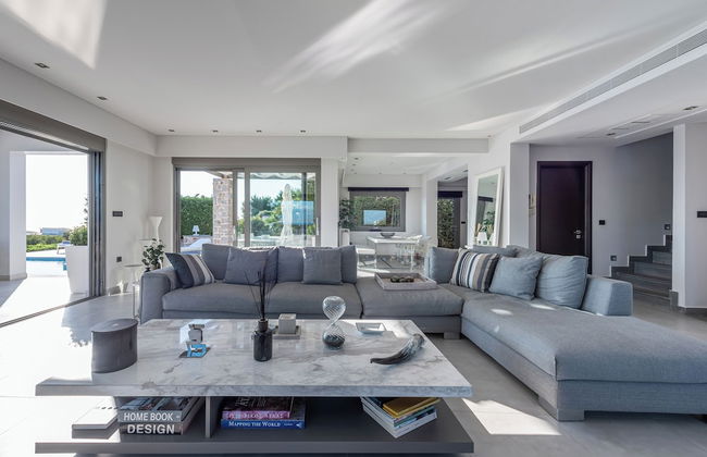 Welcome to Villa Soligia! Beach Front Villa Large Private Pool Amazing Sea View - Foto 13