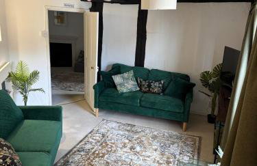 Location Spacious Character Flat in Central Rye - Foto 8