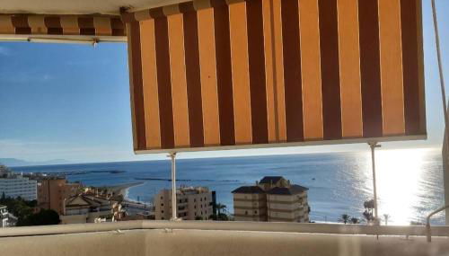 360° seaview Benalbeach apartment - Photo 2