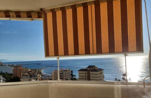 360° seaview Benalbeach apartment - Photo 2