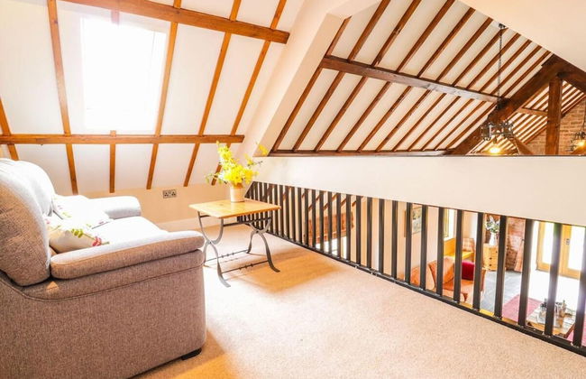 Cosy Barn - Sleeps 8, Hot Tub & Countryside Views - Foto 9