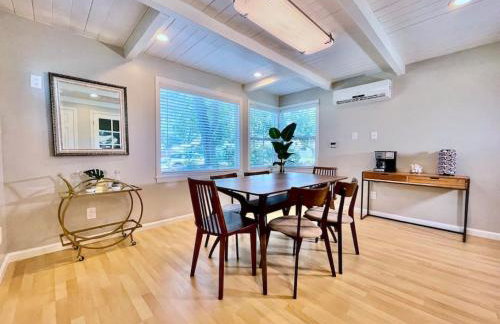 Uniquely styled home minutes to Downtown Sac! - Foto 13