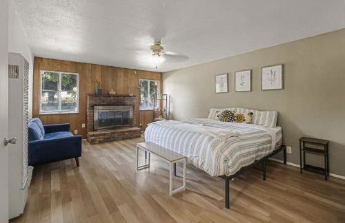 Chic in Chico w 2 Kings for Fam - Photo 28