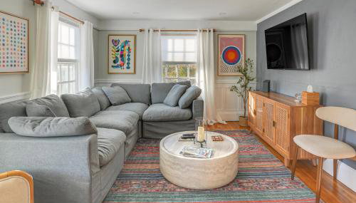 Escape to Cape Ann | Steps to Beach and Pier! - Foto 1