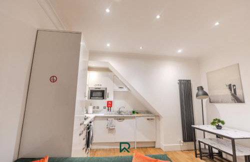 Lambeth 2BR Apartment Free Parking & WiFi - Foto 24