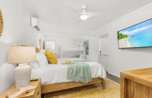 Blue Heron fish, boat, wine, dine, relax, repeat - Foto 43