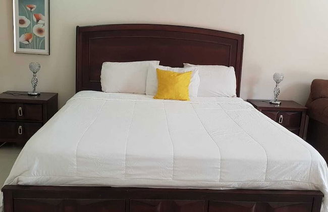 Balcony Breeze @ Bayfront Villas Portmore - Foto 12