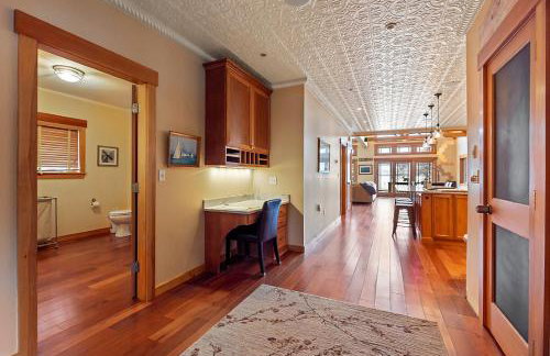 The Dunn Compound- On Mooselookmeguntic Lake! - Foto 30