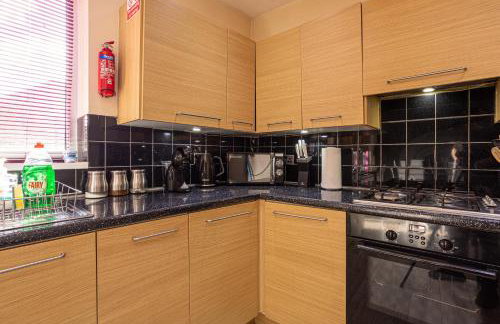 Newly Refurbed 5 Bed House for Contractors, Families & Relocation- Cosely Wolverhampton - Foto 43