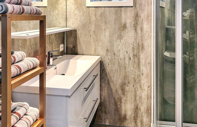 10 Person Holiday Home in Brattvag - Foto 10