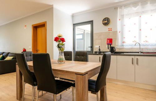 Goncalves House - AC and private parking - Foto 3