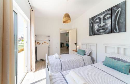 Rural Holiday Home with Pool - Foto 22