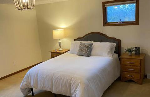 Dave & Susie's Place Across from Notting Hill Farm! - Foto 9