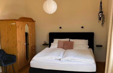 Schöne Altbauwohnung direkt an der Kesselschleuse! - Photo 3