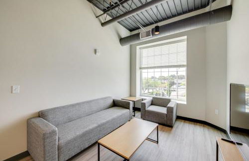 Bloomington Apartment Near Indiana University! - Photo 4