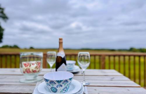 Unique Suffolk Cabin with Countryside Views - Foto 6