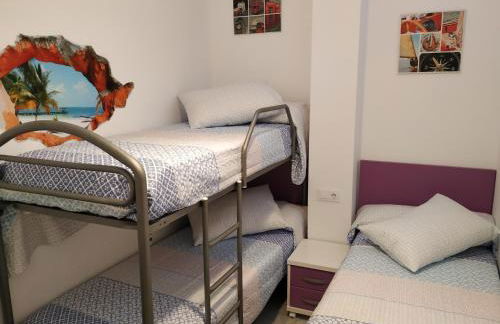 Apartamento primera linea de playa con gran patio, consultar disponibilidad de aparcamiento - Foto 41