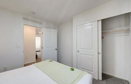 Discounted Monthly Beautiful Villa Near Strip - Foto 24