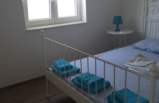 Charming Apartment in Lukovo Šugarje With Mountain Views - Foto 10