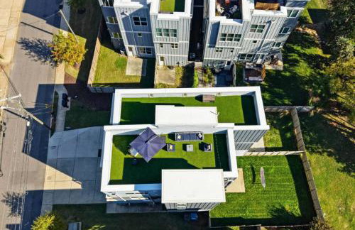 Modern 4-Story 3-BR Townhome with Rooftop Lounge - Foto 10