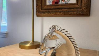 Family Retreat with Hot Tub, Piano, Games Room & Playhouse Medi Center Location - Foto 2