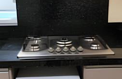 Casa com PiSCiNa, BaNHeiRa e A/C- Centro de Joinville - Foto 35