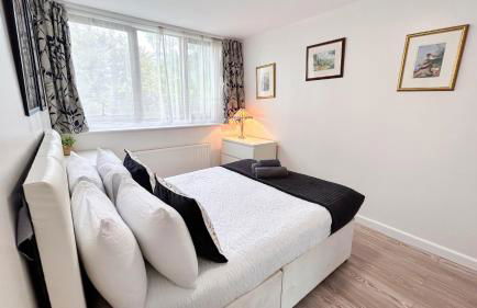 Modern 3-Bed, 3-Bath Maida Vale Flat with Private Garden near Little Venice, St Johns Wood, Regents Park, Paddington by NourNest Apartments - Photo 17