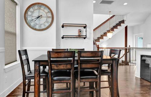 Relax in HTX POOL,15ppl,4br,4b - Foto 5